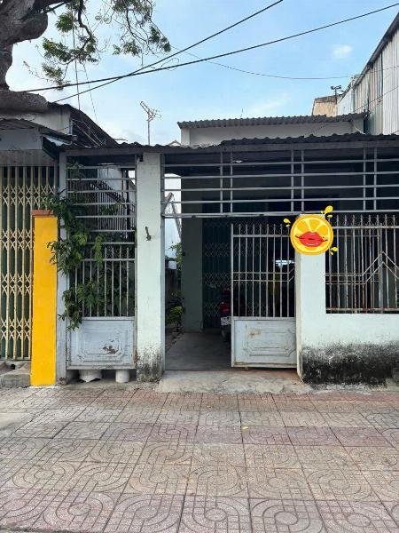PL117 - Nam Nha Trang - Phước Long cũ - Bán đất tặng nhà cấp 4 mặt tiền đường Phùng Hưng