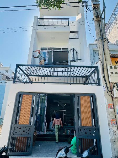 VHO157 - Bắc Nha Trang - Bán nhà 3 tầng mặt tiền đường 7m khu Hòn Xện Vĩnh Hòa cũ