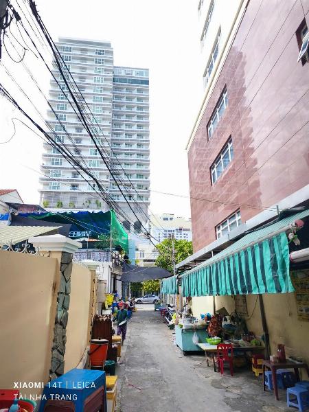 LT31 - Phường Nha Trang - Bán nhà 3 tầng hẻm oto đường Nguyễn Thị Minh Khai (Lộc Thọ cũ)