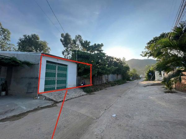 VN168 - Tây Nha Trang - Vĩnh Ngọc cũ - Bán đất tặng nhà cấp 4 mặt tiền đường khu Hòn Nghê