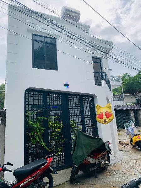 THUE1430 - Vĩnh Hải - Cho thuê nhà 2 tầng đường Dương Vân Nga